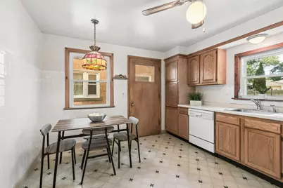 7920 Kenneth Avenue, Skokie, IL 60076 - Photo 13