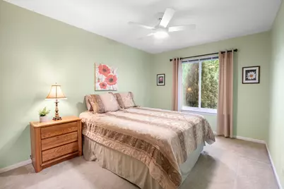 18101 W Hampshire Drive, Gurnee, IL 60031 - Photo 25