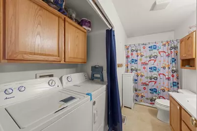 1917 N Hickory Street, Crest Hill, IL 60403 - Photo 15