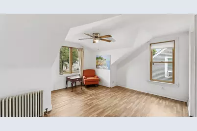 9427 S Saint Louis Avenue, Evergreen Park, IL 60805 - Photo 13