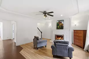 9427 S St Louis Ave, Evergreen Park, IL 60805 - Photo 3