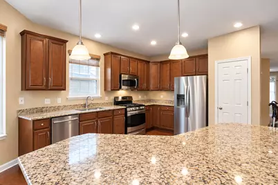 1908 Eton Drive, Hoffman Estates, IL 60192 - Photo 7