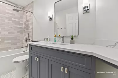 195 Meadow Lakes Boulevard, Aurora, IL 60504 - Photo 23
