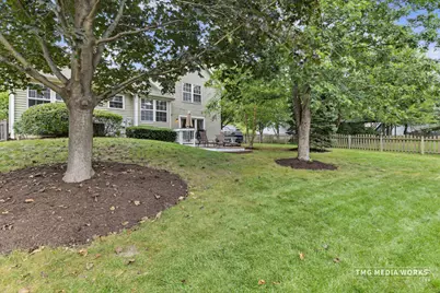 195 Meadow Lakes Boulevard, Aurora, IL 60504 - Photo 31