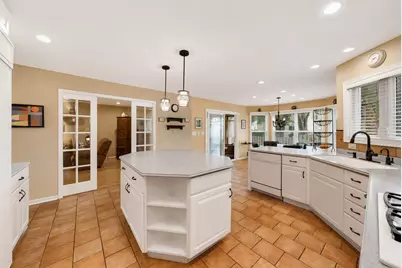 1170 Green Knolls Drive, Buffalo Grove, IL 60089 - Photo 9