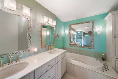 1170 Green Knolls Drive, Buffalo Grove, IL 60089 - Photo 15