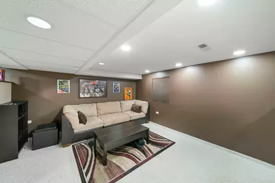 1170 Green Knolls Drive, Buffalo Grove, IL 60089 - Photo 23