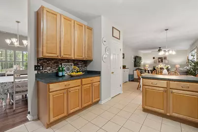 2214 W Waterford Court, Round Lake, IL 60073 - Photo 11