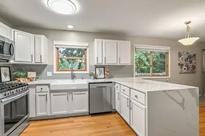 5481 Parkside Court, Gurnee, IL 60031 - Photo 13