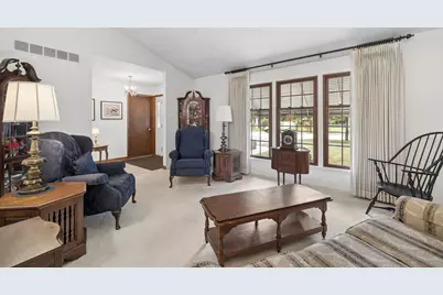 4153 Cumnor Road, Downers Grove, IL 60515 - Photo 9