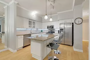 9730 Koch Ct, Orland Park, IL 60467 - Photo 5