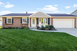 844 Voyager Dr, Bartlett, IL 60103 - Photo 1
