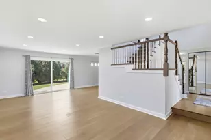 7 Pheasant Ct, Woodridge, IL 60517 - Photo 9