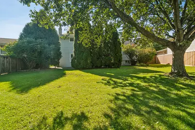 1310 E Ironwood Drive, Mount Prospect, IL 60056 - Photo 23