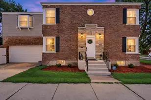 [Address not provided], Elmwood Park, IL 60707 - Photo 1