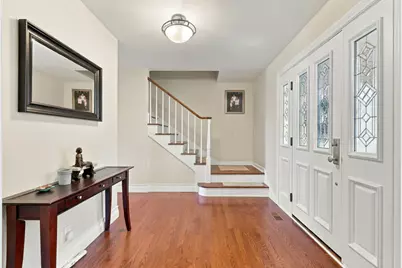 1708 Cranshire Court, Deerfield, IL 60015 - Photo 3