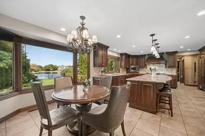 2342 Mohawk Lane, Glenview, IL 60026 - Photo 15