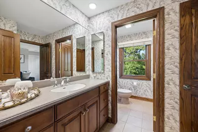2342 Mohawk Lane, Glenview, IL 60026 - Photo 27