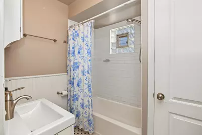 225 W School Street, Villa Park, IL 60181 - Photo 15
