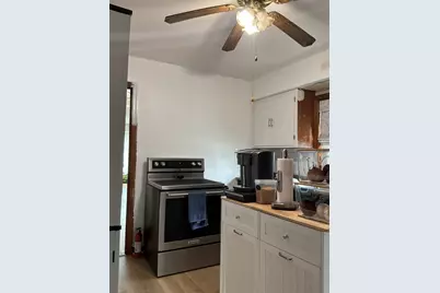 8632 S Jeffery Boulevard, Chicago, IL 60617 - Photo 13