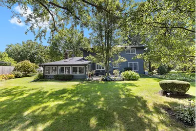 402 Minnaqua Drive, Prospect Heights, IL 60070 - Photo 5