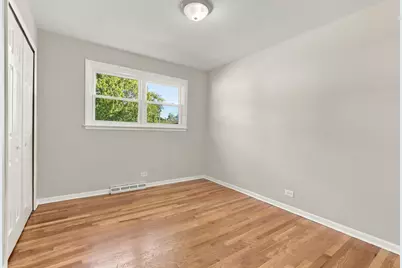 1101 E Barberry Lane, Mount Prospect, IL 60056 - Photo 13