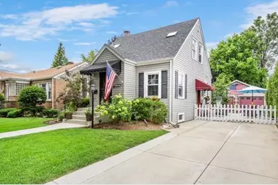 9440 S Clifton Park Avenue, Evergreen Park, IL 60805 - Photo 3