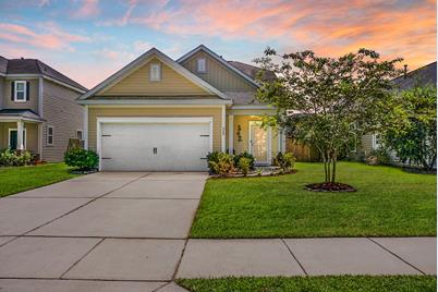260 Oglethorpe Circle - Photo 1