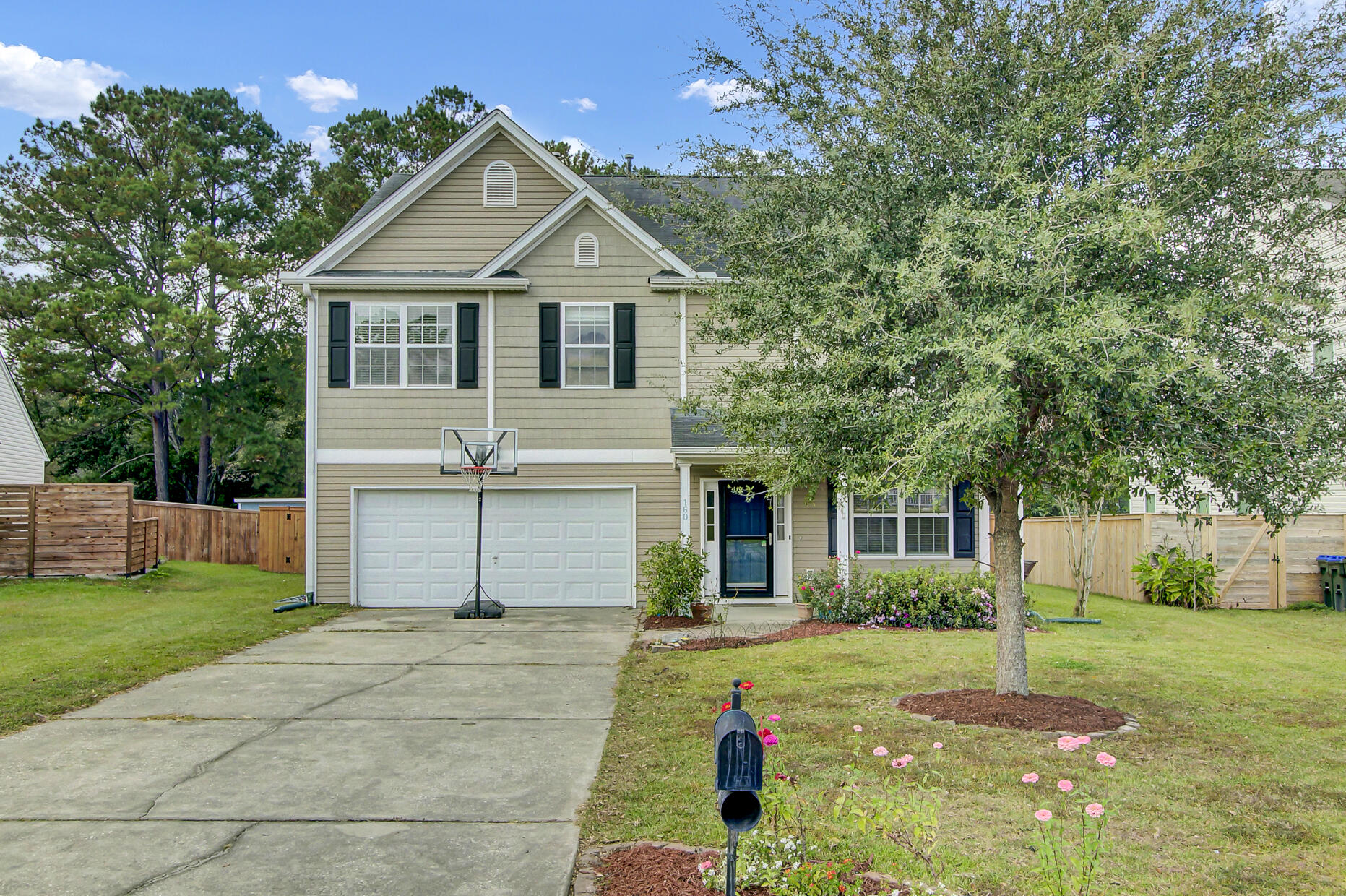 160 Balsam Cir, Summerville, SC 29485 - MLS 22028268 - Coldwell Banker