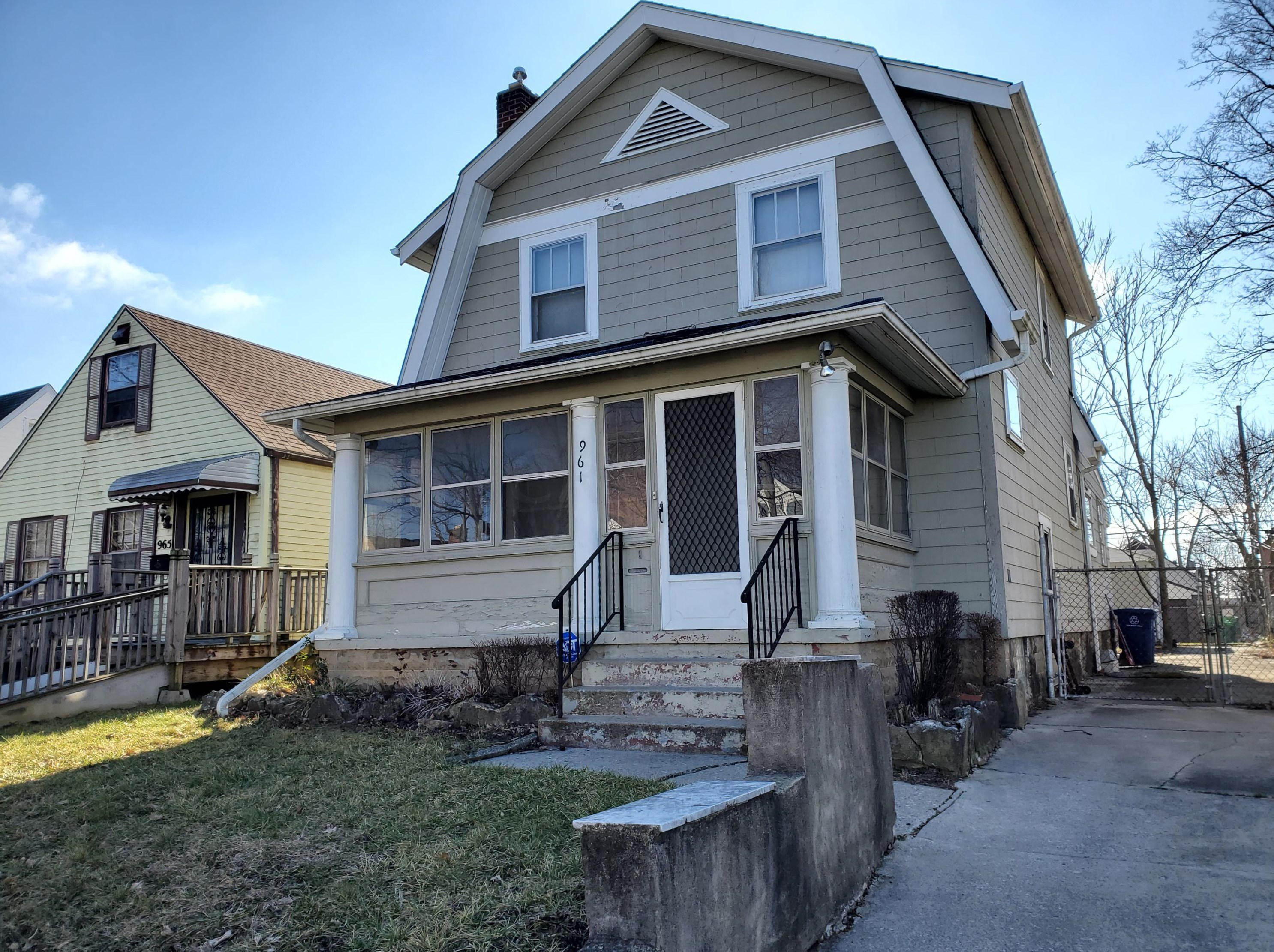 Holly Estate Sales Columbus Ohio 86 - yhh7fu2