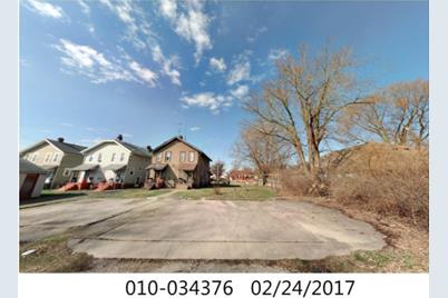 526 N Champion Avenue - Photo 1