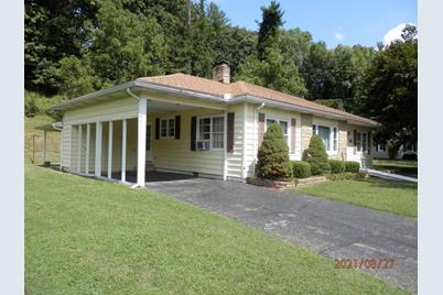 133 Pine Grove Drive - Photo 1
