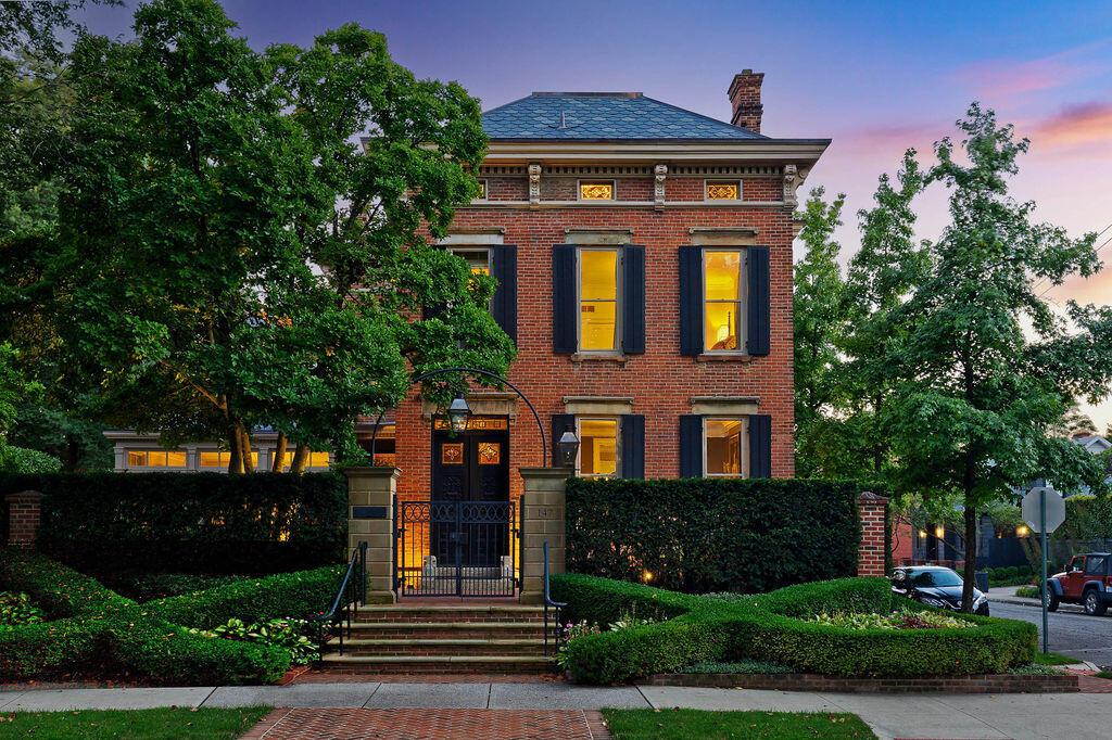 147 E Deshler Ave, Columbus, OH 43206 MLS 222031583 Coldwell Banker