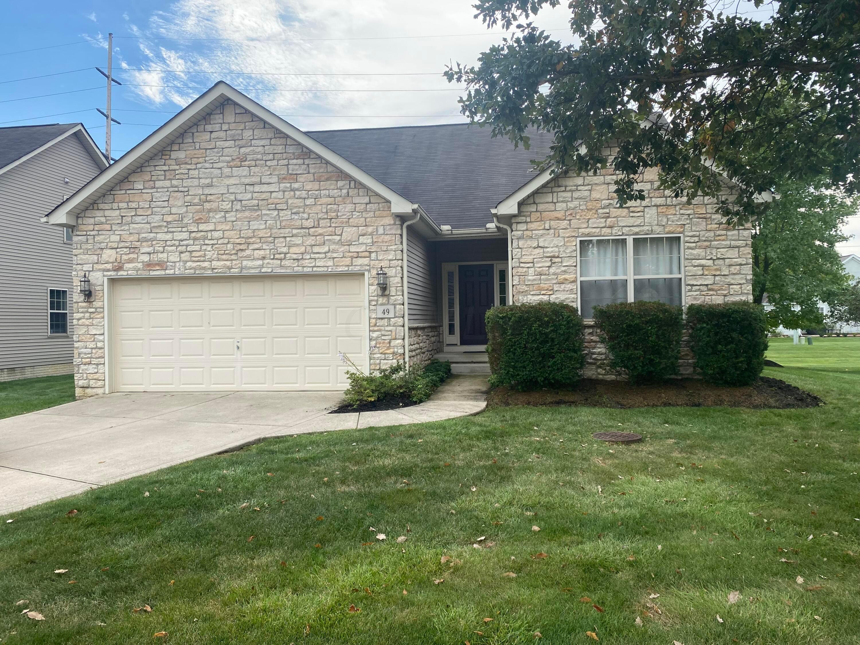 49 Village Green Dr, Westerville, OH 43082 MLS 222035423 Coldwell