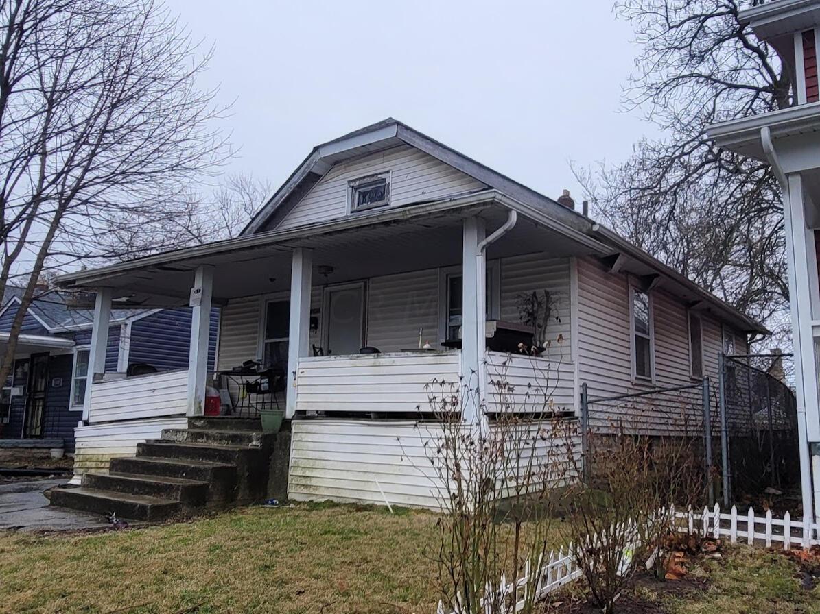 1045 E 14th Ave, Columbus, OH 43211 - MLS 223005322 - Coldwell Banker