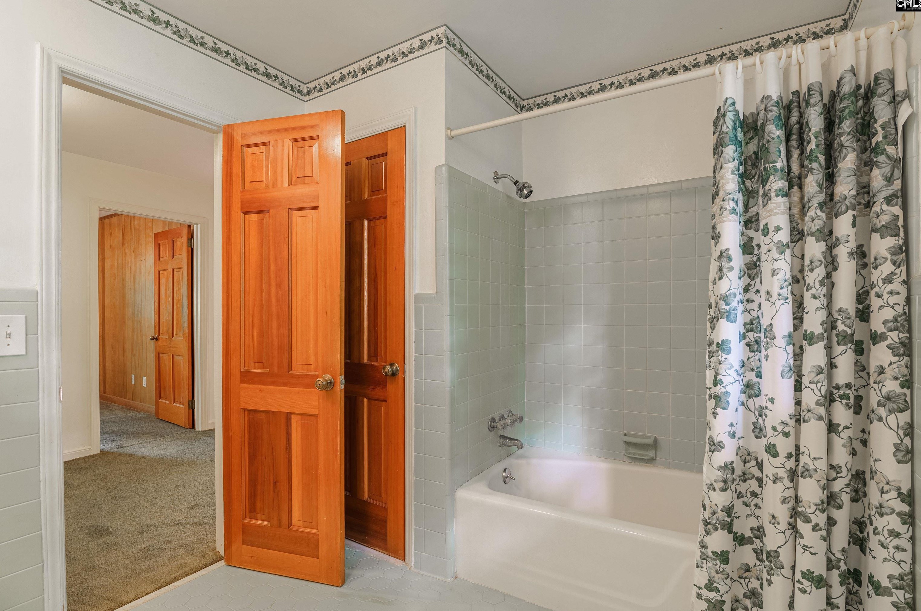 6314 Gill Crk Rd, Columbia SC 29206-4321 exterior