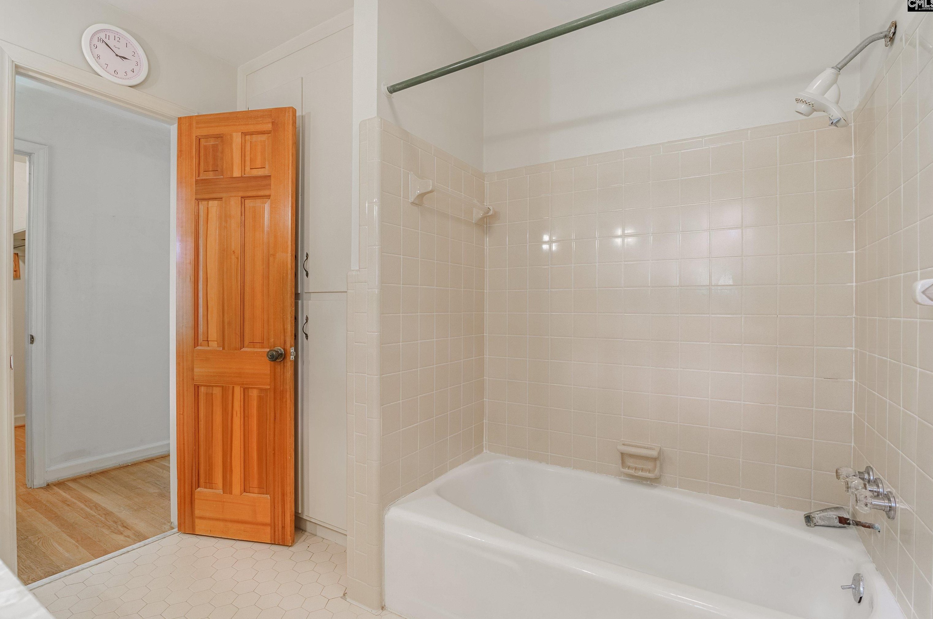 6314 Gill Crk Rd, Columbia SC 29206-4321 exterior