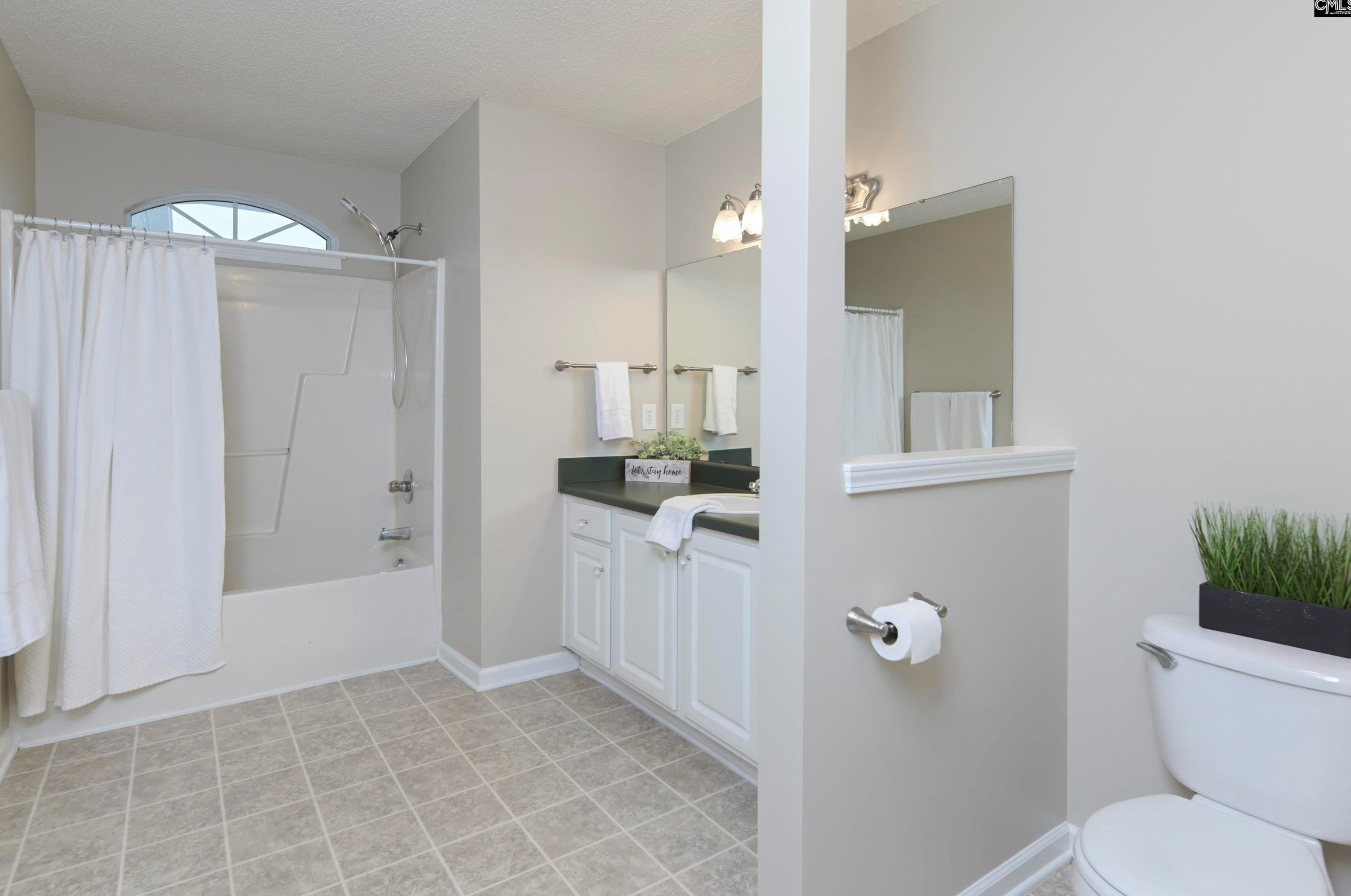 144 Longshadow Dr, Lexington SC  29072-8673 exterior
