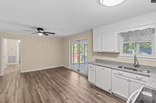 1015 Mandel Dr, Columbia, SC 29210 - Photo 11