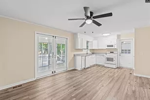 1015 Mandel Dr, Columbia, SC 29210 - Photo 13