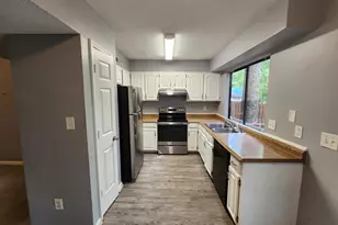 1 Pioneers Point Ct, Irmo, SC 29063 - Photo 7