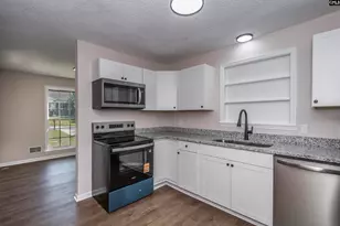 7909 Wessex Ln, Columbia, SC 29223 - Photo 13