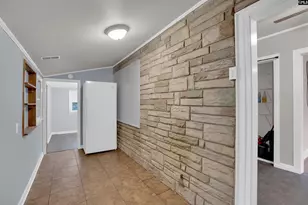 309 Hammond Ave, West Columbia, SC 29169 - Photo 23