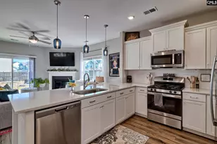 1063 Ashcroft Cir, Columbia, SC 29229 - Photo 7