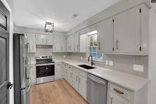 208 Winslow Way, Columbia, SC 29229 - Photo 9