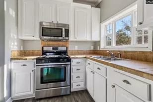 719 Mt Elon Church Rd, Hopkins, SC 29061 - Photo 9