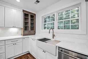 1422 Brentwood Dr, Columbia, SC 29206 - Photo 19