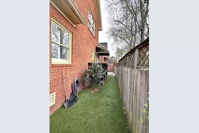 8 Cameron Court, Columbia, SC 29205 - Photo 39