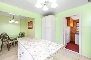 10 Oak St, Greenwood, SC 29692 - Photo 13