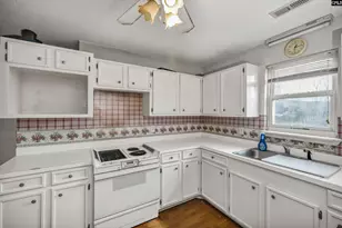 142 Fox Meadow Ln, Hopkins, SC 29061 - Photo 9